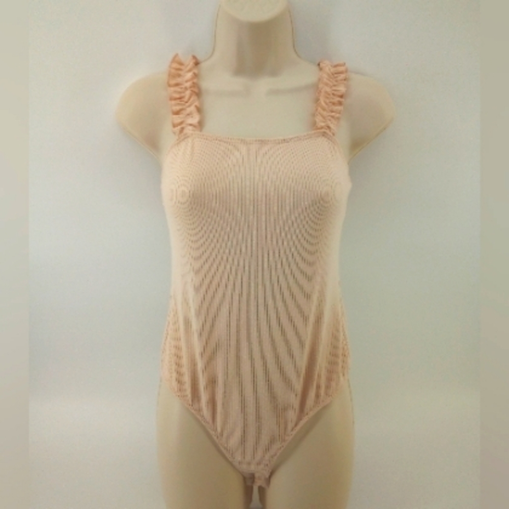 Saints 21 Peach Ribbed Sleeveless Bodysuit Ruffle Straps Elastic Medium